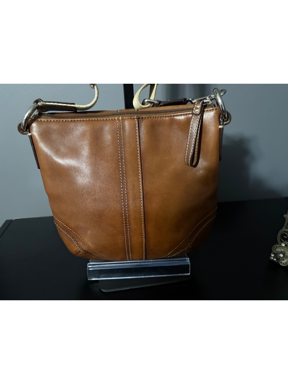 Coach Soho Y2K Vintage Tan Leather Buckle Flap Bag Crossbody - Picture 6 of 9